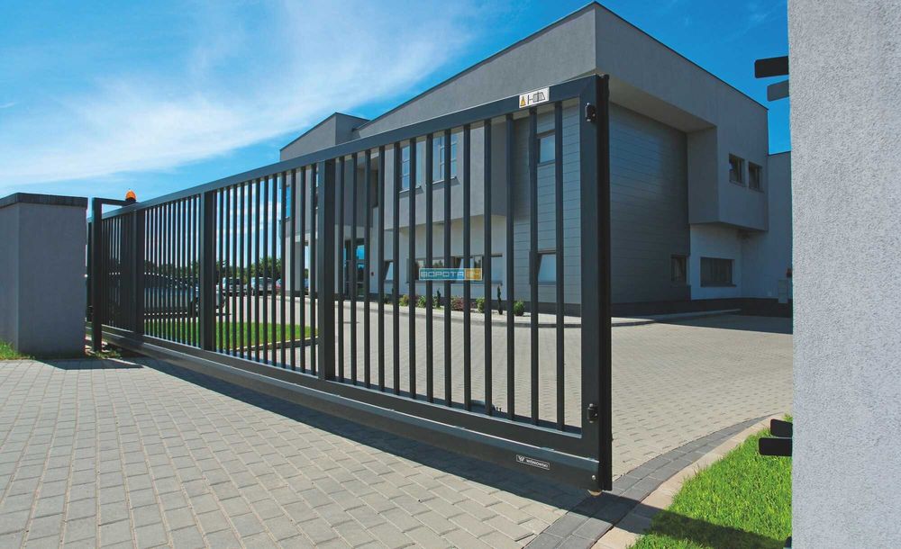Промышленные секционные ворота Алютех ProPlus 3000х4000, 4000, 3000, ALUTECH, 45, ProPlus